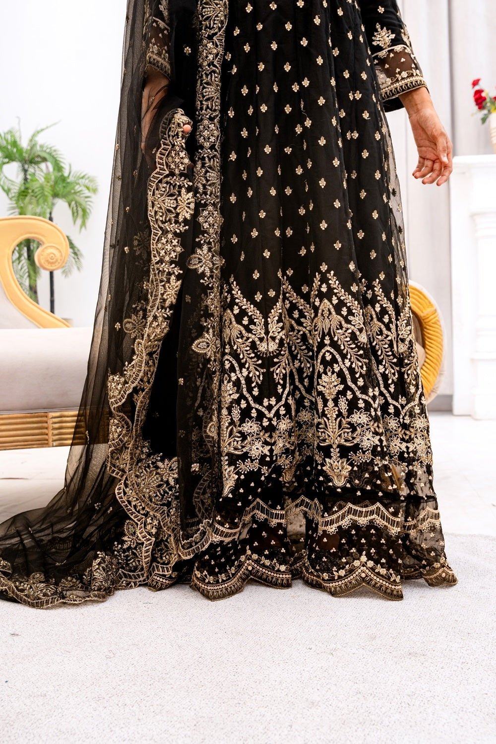 Black Majesty Luxury Dress - Sami Fabrics