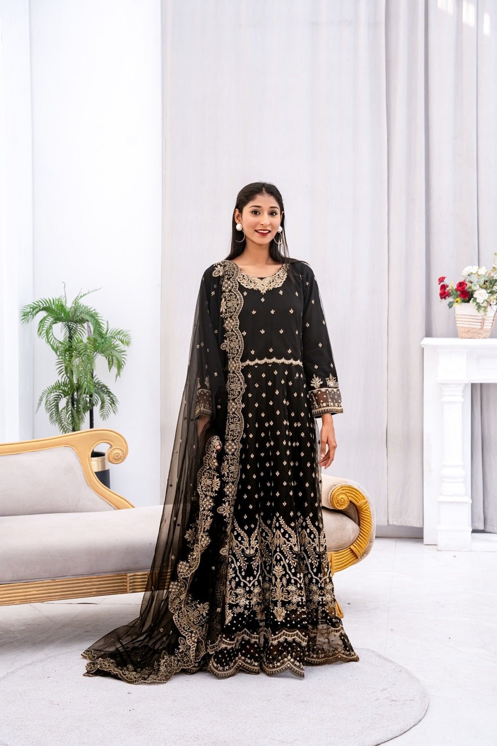 Black Majesty Luxury Dress - Sami Fabrics