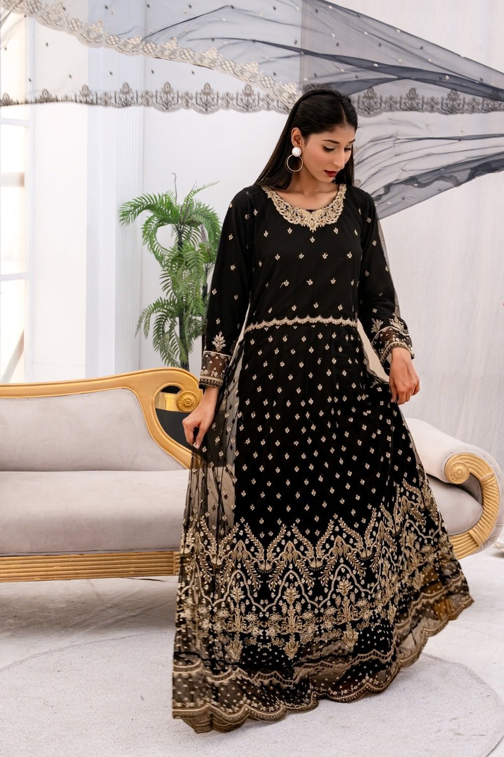 Black Majesty Luxury Dress - Sami Fabrics