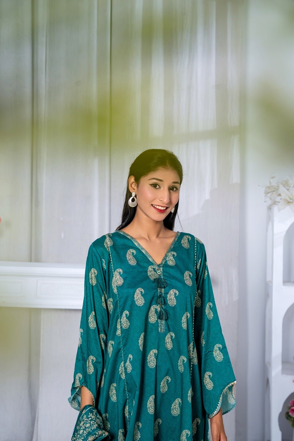 Emerald Paisley Grace Suit - Sami Fabrics