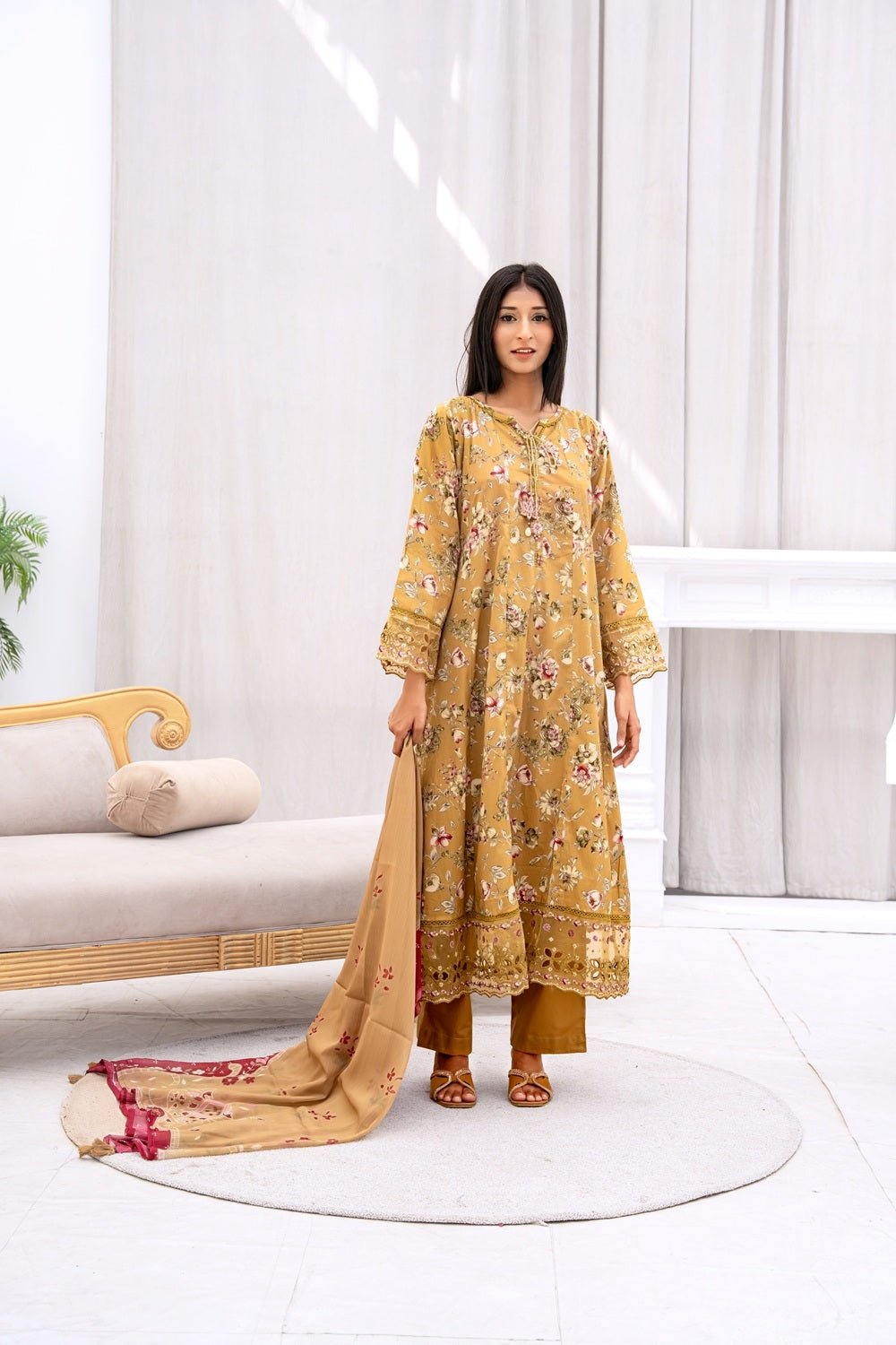 Golden Bloom Embroidered Lawn Suit - Sami Fabrics