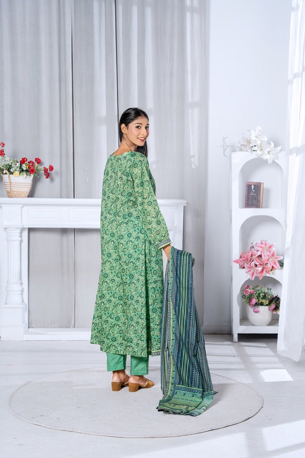 Mint Meadow Printed 3-Piece Lawn Suit - Sami Fabrics