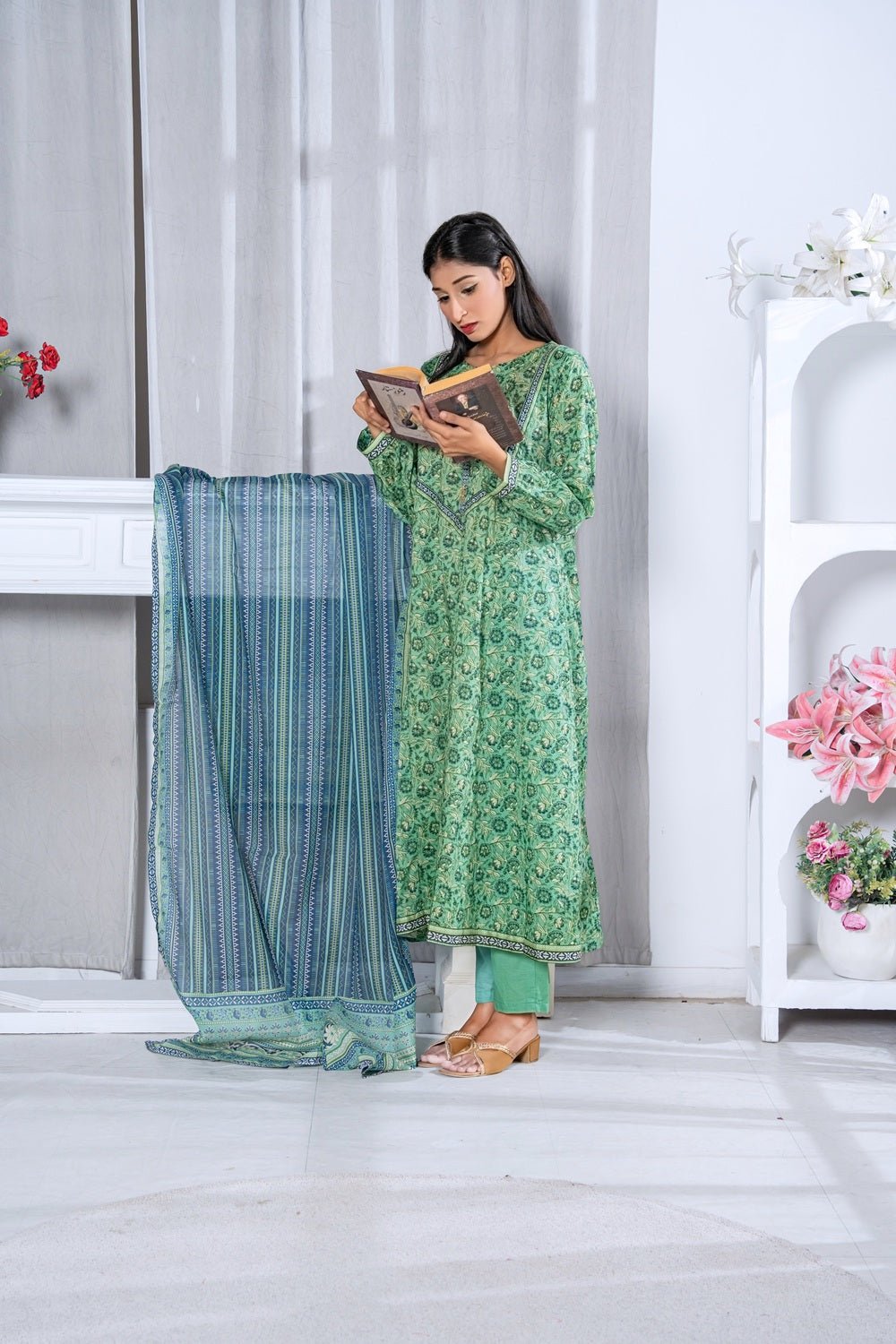 Mint Meadow Printed 3-Piece Lawn Suit - Sami Fabrics