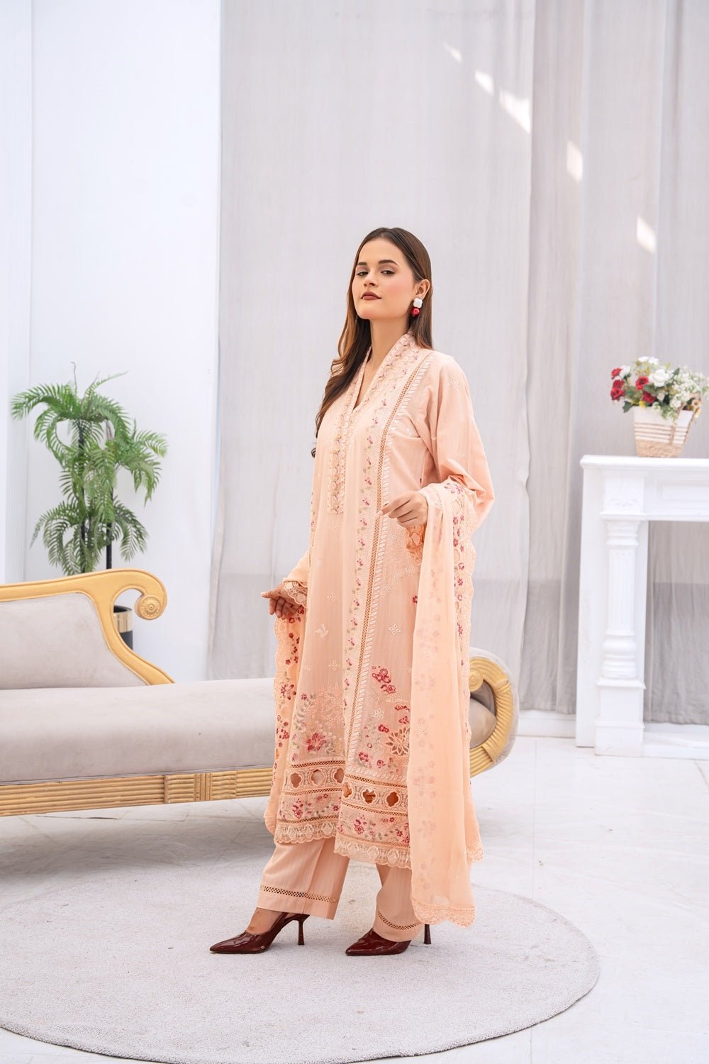 Peach Pearl Embroidered Outfit - Sami Fabrics